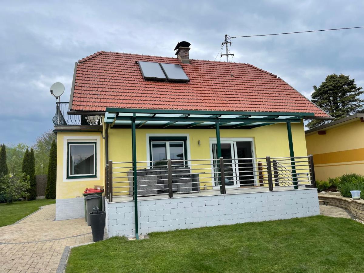 Apartment Schlossbergblick Griffen Eksteriør bilde